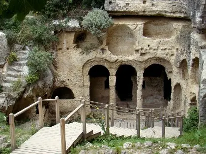 Hatay Beşikli Mağarası