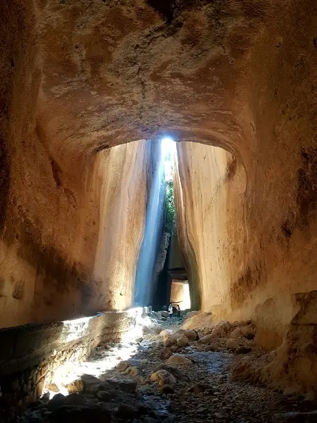 Hatay Titus Tüneli